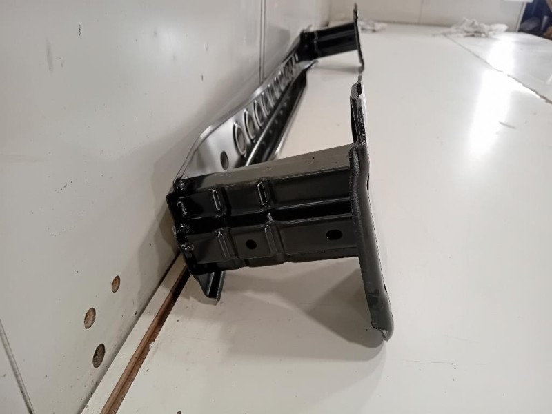 Traversa Paraurti POST DA6A50260 Mazda 2 III 2014
