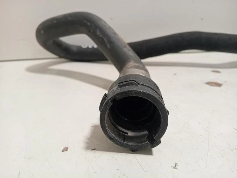 TUBO Acqua Radiatore Acquatermostato 8R0819350BB Porsche Macan I 2014