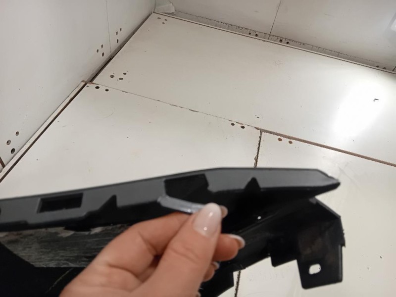 Paraurti POST 8U0807511 Audi Q3 8UB 2012