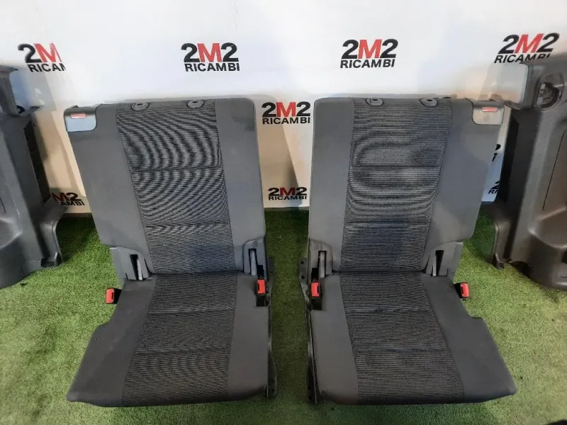 Sedile Completo POST 1T0885502A07N Volkswagen Touran II 2007