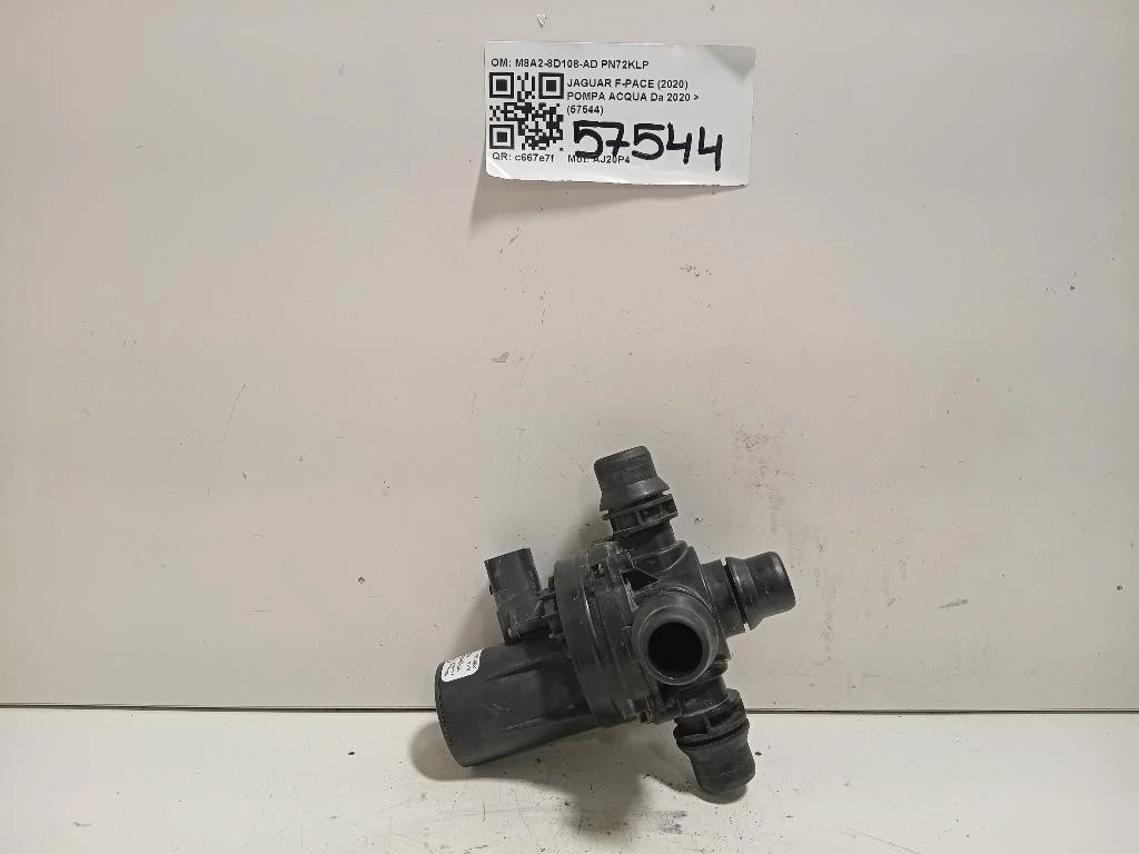 Pompa Acqua M8A2-8D108-AD Jaguar F-pace 2020