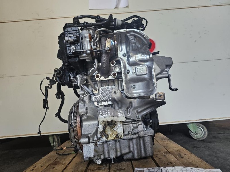 Motore Completo DKRC 110 CV 81 KW 04C100098N Skoda Fabia NJ3 2018
