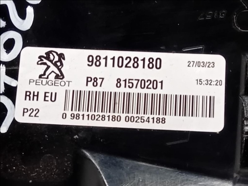 Fanale POST DX 9811028180 Peugeot 5008 II 2017
