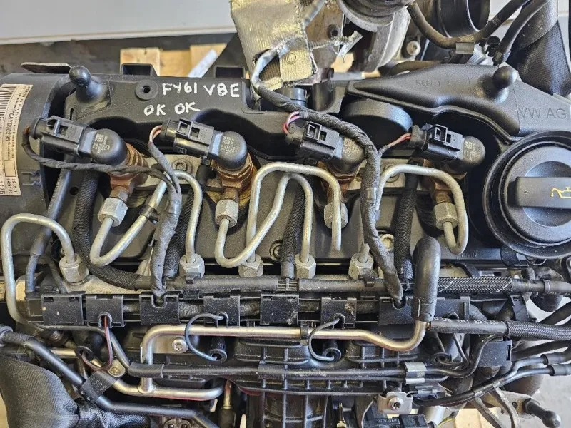 Motore Completo CAYC 105 CV 77 KW Volkswagen GOLF VI 2009