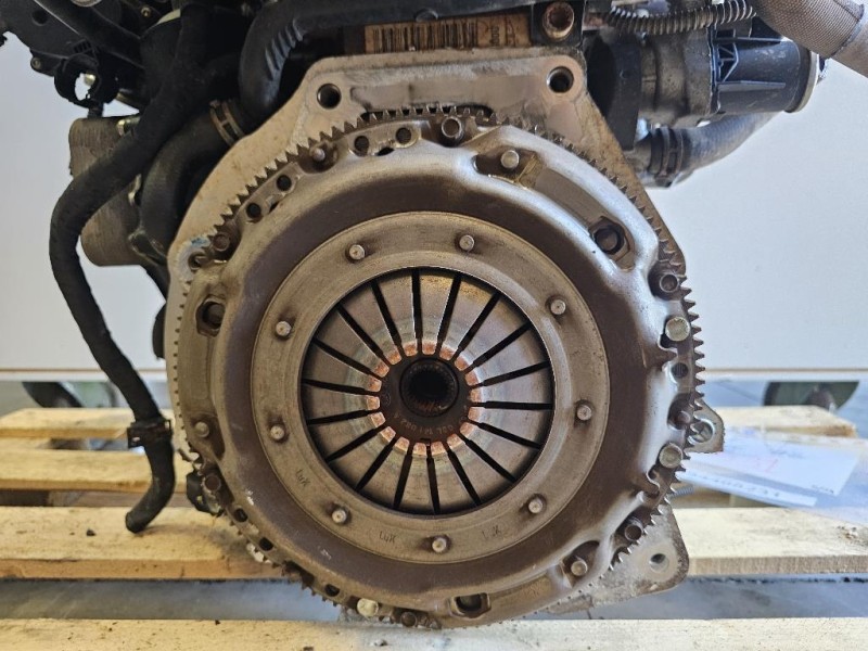 Motore Completo CAYC 105 CV 77 KW Volkswagen GOLF VI 2009