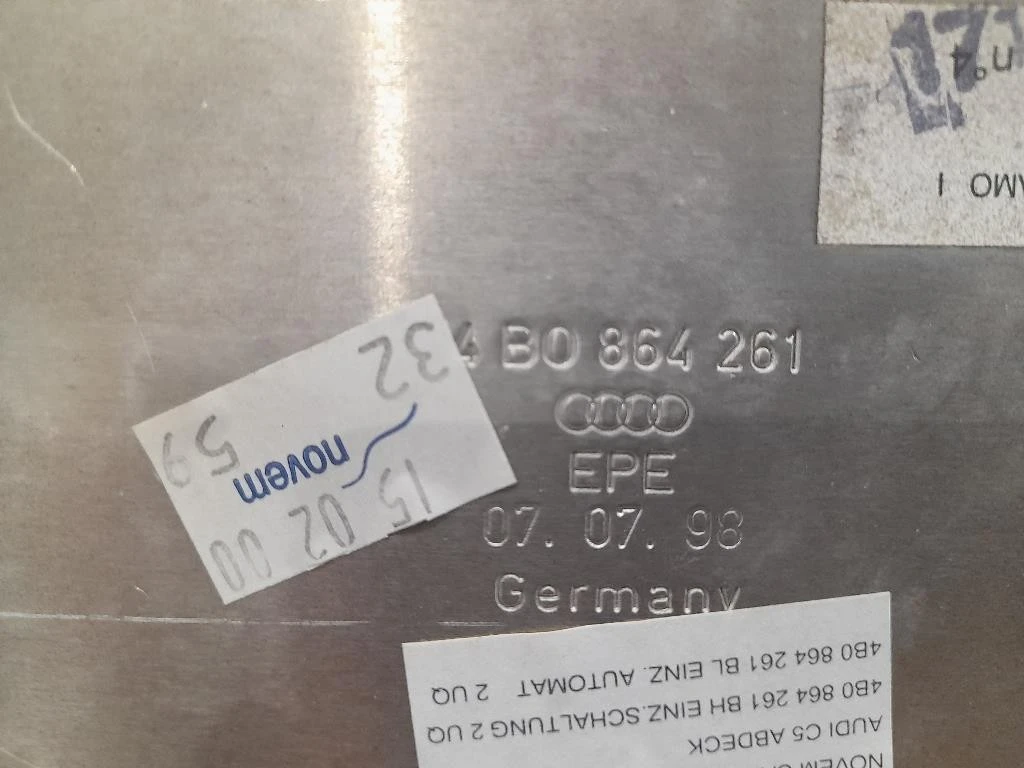 Cornice Abbellimento Cuffia LEVA Cambio 4B0864261 Audi A6 4B 1997