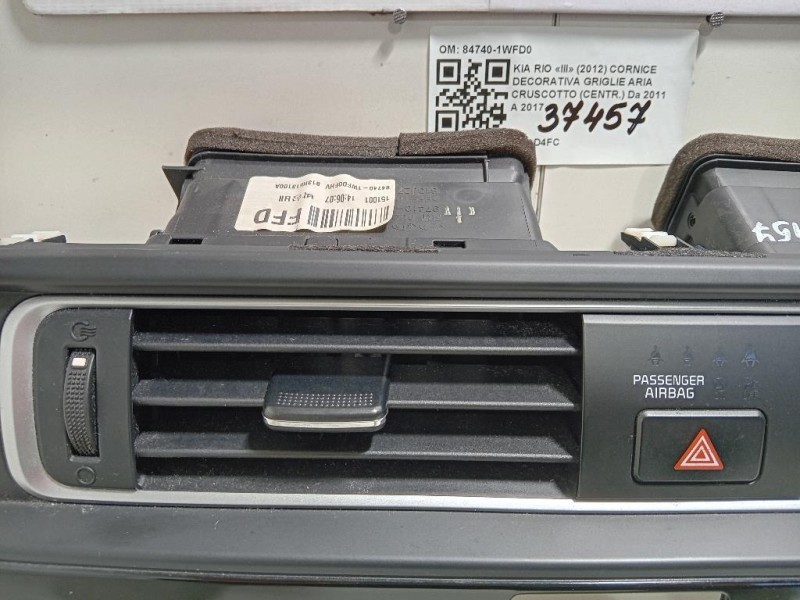 Cornice Decorativa Griglie ARIA Cruscotto Centr 84740-1WFD0 Kia RIO III 2012