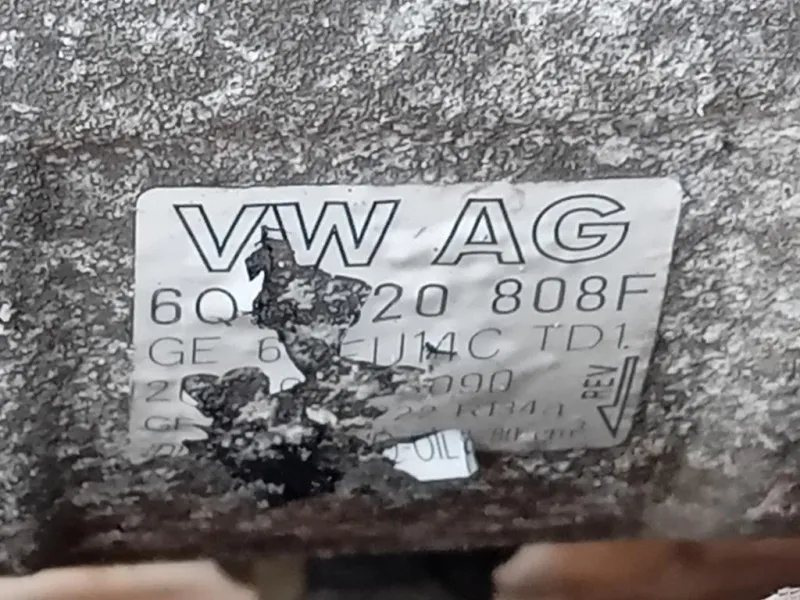 Motore Completo CGGB CGG 86 CV 63 KW Volkswagen POLO VI 2009