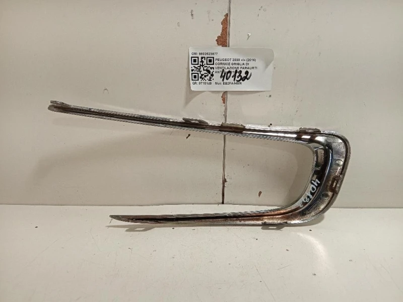 Cornice Griglia DI Ventilazione Paraurti ANT 9802523677 Peugeot 2008 I 2016