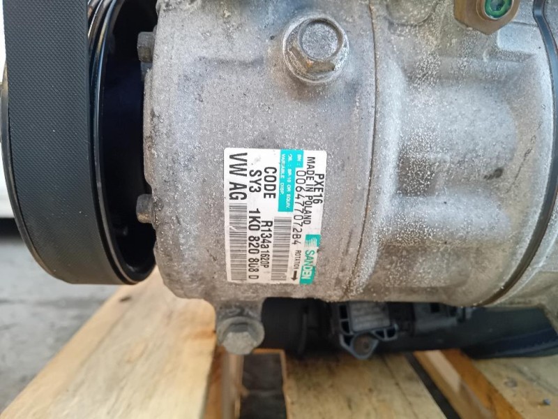 Motore Completo CAYC 105 CV 77 KW Volkswagen Touran III 2010