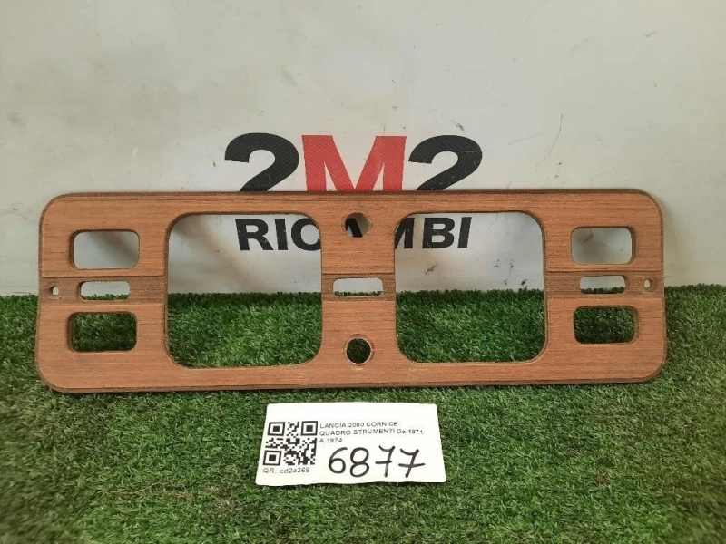 Cornice Quadro Strumenti CORNICE Lancia 2000