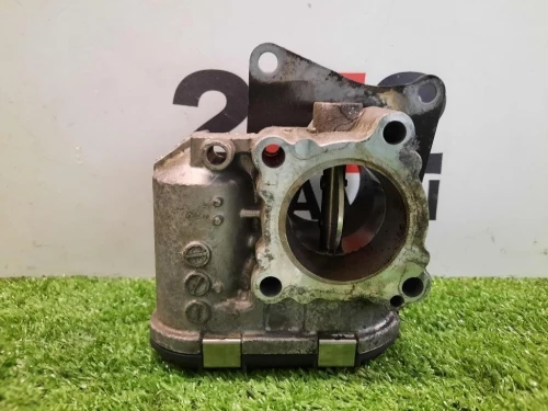 Corpo Farfallato 8200330810F Renault Koleos I 2008