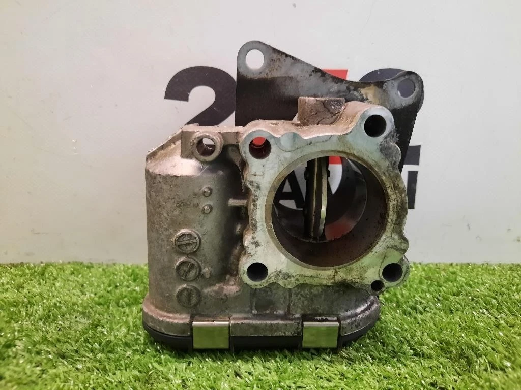 Corpo Farfallato 8200330810F Renault Koleos I 2008