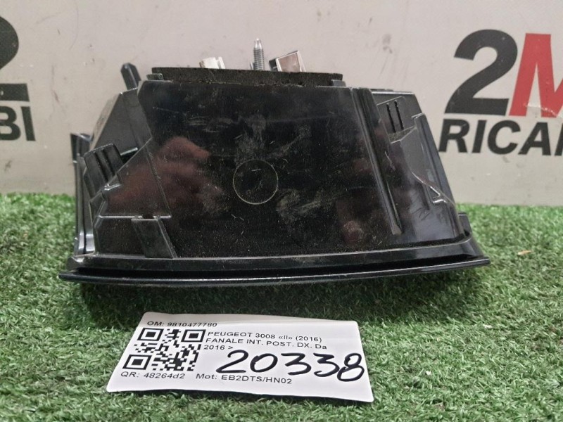 Fanale INT POST DX 9810477780 Peugeot 3008 II 2016