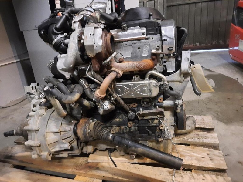 Motore Semicompleto CAYC 105 CV 77KW 03L100036K Audi A3 8PA Sportback 2008