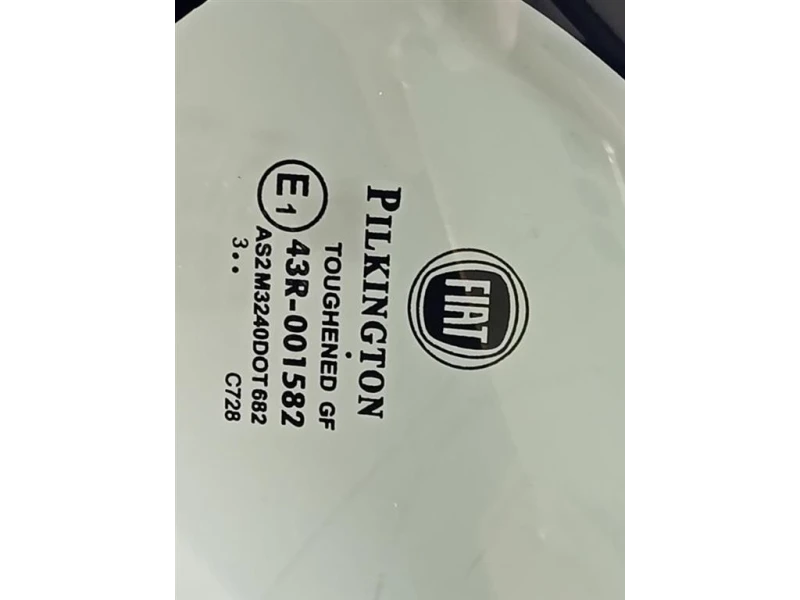 Cristallo Fisso Montante Parabrezza SX 51957747 Fiat 500L 2013