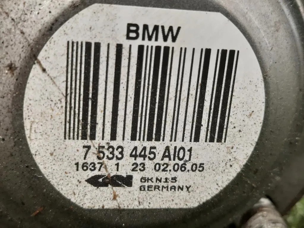 Semiasse POST SX  Bmw Serie 1 E87 Berlina 2005