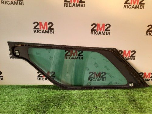 Cristallo Fisso Parafango POST DX 8569ZH Citroen DS3 2010