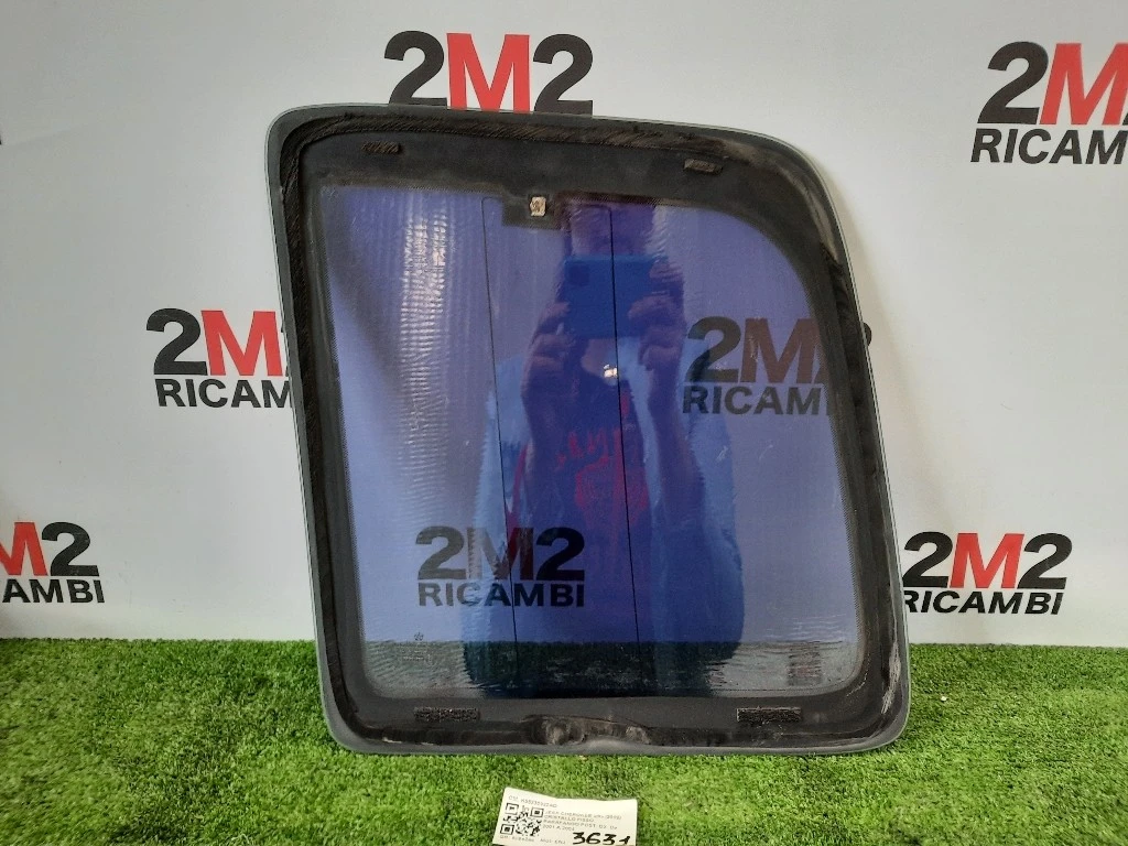 Cristallo Fisso Parafango POST DX K55235922AD Jeep Cherokee III 2002