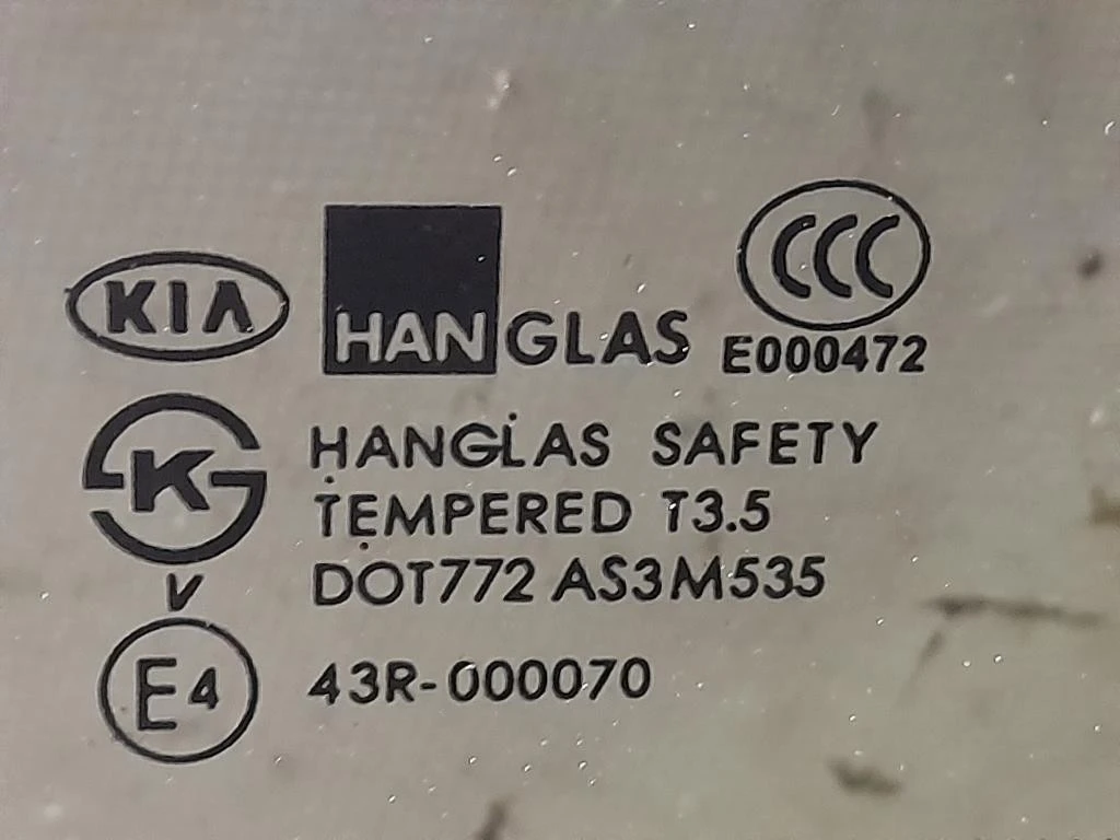 Cristallo Fisso Parafango POST DX 43R000070 Kia Sorento II 2006