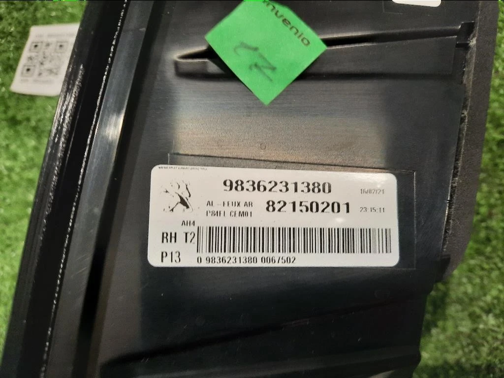 Fanale INT POST DX 9836231380 Peugeot 3008 II 2016