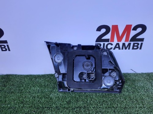 Fanale INT POST DX 9810477780 Peugeot 3008 II 2016