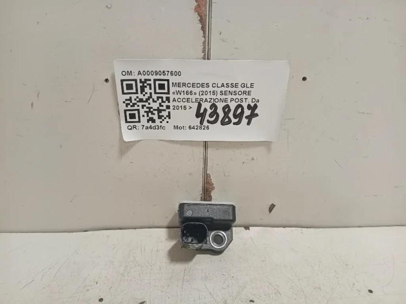 Sensore Accelerazione POST A0009057600 Mercedes Classe GLE W166 2015