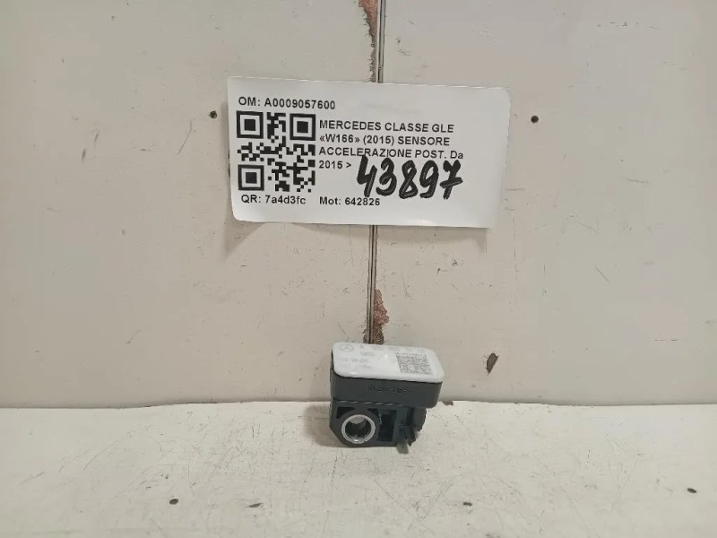 Sensore Accelerazione POST A0009057600 Mercedes Classe GLE W166 2015