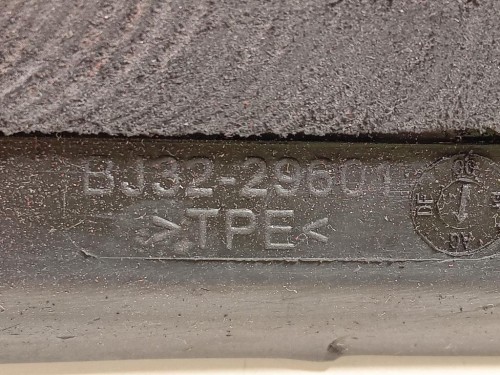 Cristallo Fisso Parafango POST SX