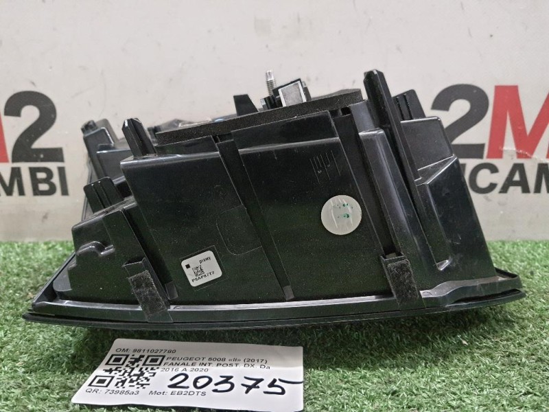 Fanale INT POST DX 9811027780 Peugeot 5008 II 2017