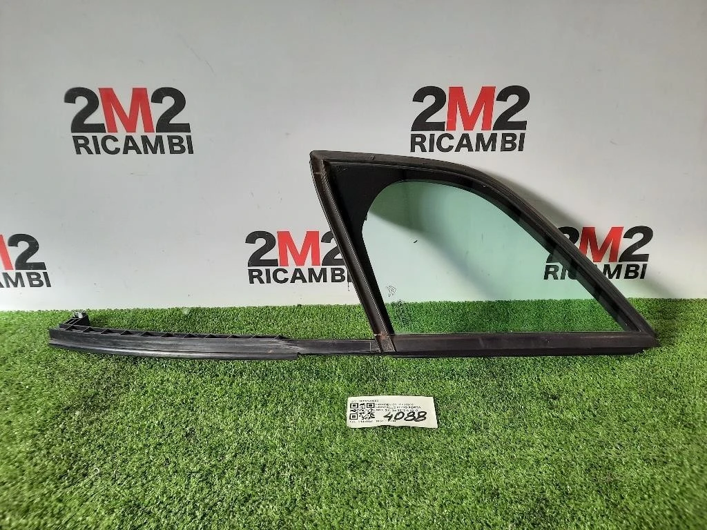 Cristallo Fisso Porta ANT SX 9806128880 Citroen C3 II 2010