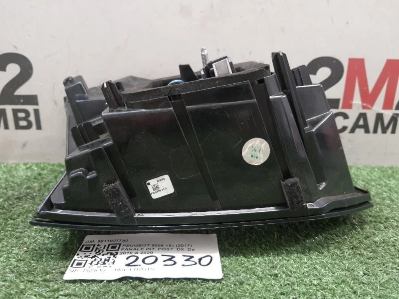 Fanale INT POST DX 9811027780 Peugeot 5008 II 2017