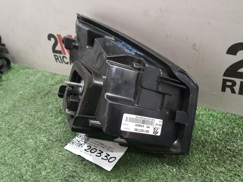 Fanale INT POST DX 9811027780 Peugeot 5008 II 2017