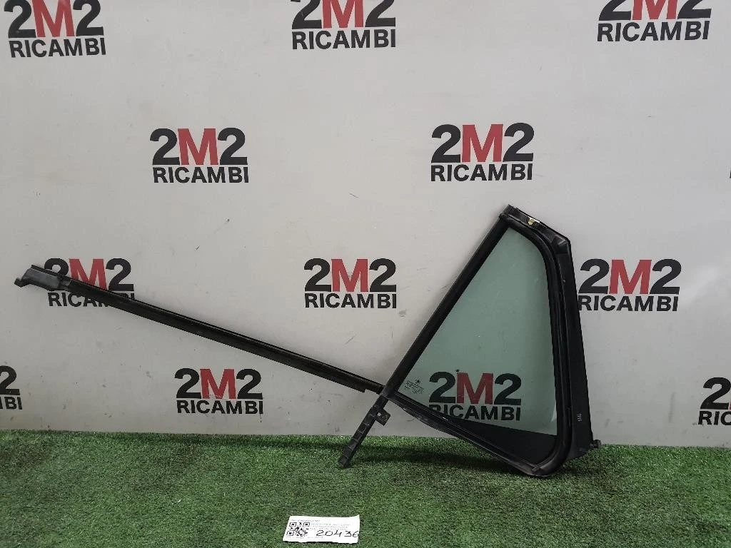 Cristallo Fisso Porta POST DX 6V6845214C5AP Skoda Fabia NJ3 2014