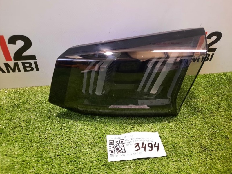 Fanale INT POST DX 9836231780 Peugeot 5008 II 2017