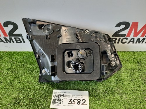 Fanale INT POST DX 9836231780 Peugeot 5008 II 2017