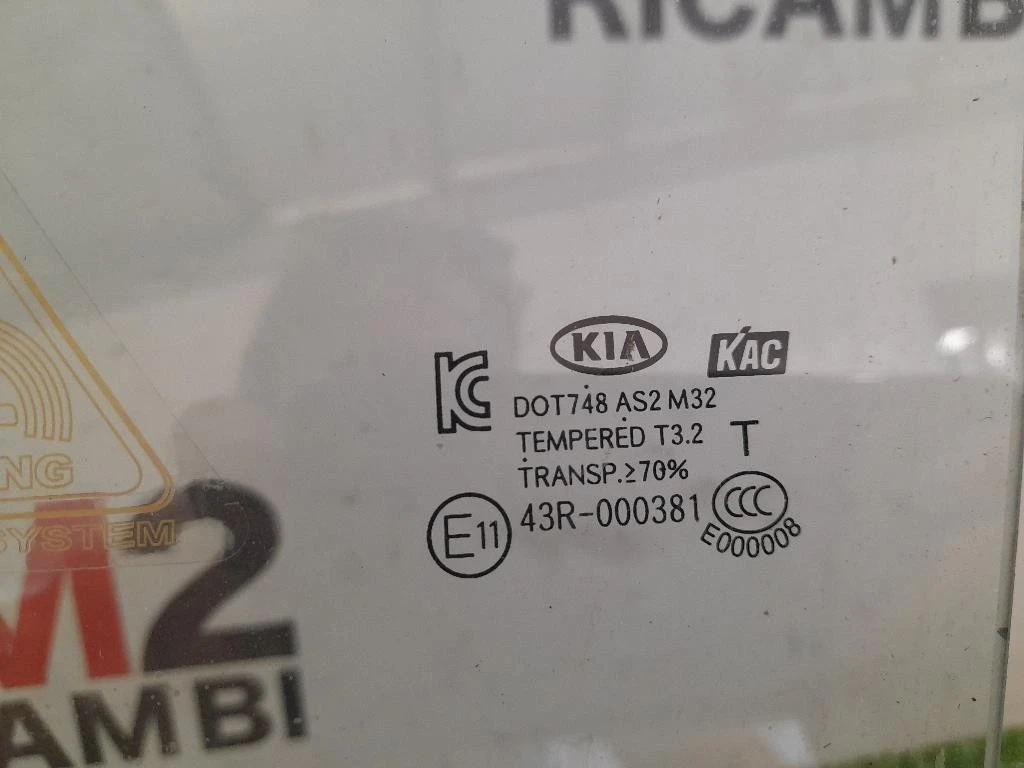 Cristallo Scendente Porta ANT SX 824101Y010 Kia Picanto III 2011