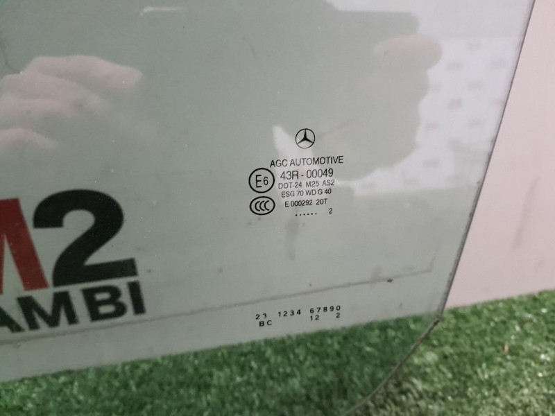 Cristallo Scendente Porta ANT SX A2467250500 Mercedes Classe B W246 2012