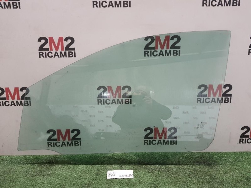 Cristallo Scendente Porta ANT SX A2467250500 Mercedes Classe B W246 2012