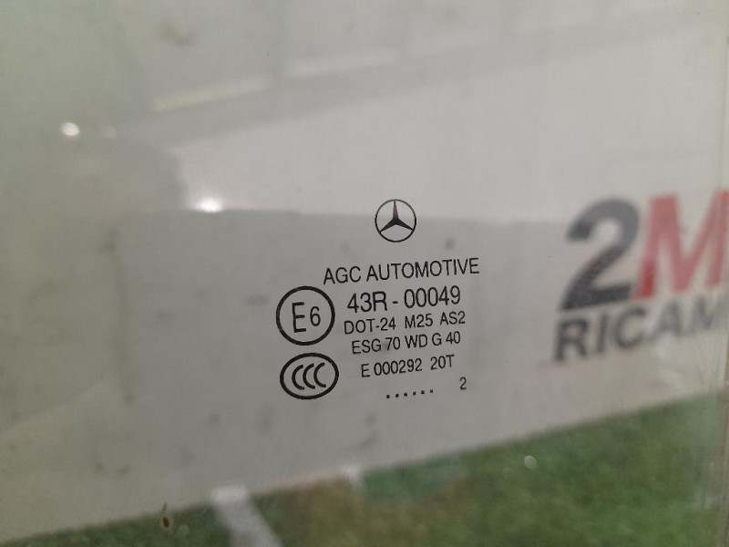 Cristallo Scendente Porta ANT SX A2467250500 Mercedes Classe B W246 2012