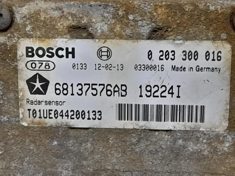 Sensore Radar Distronic ACC 68137576AB Jeep Cherokee IV 2008