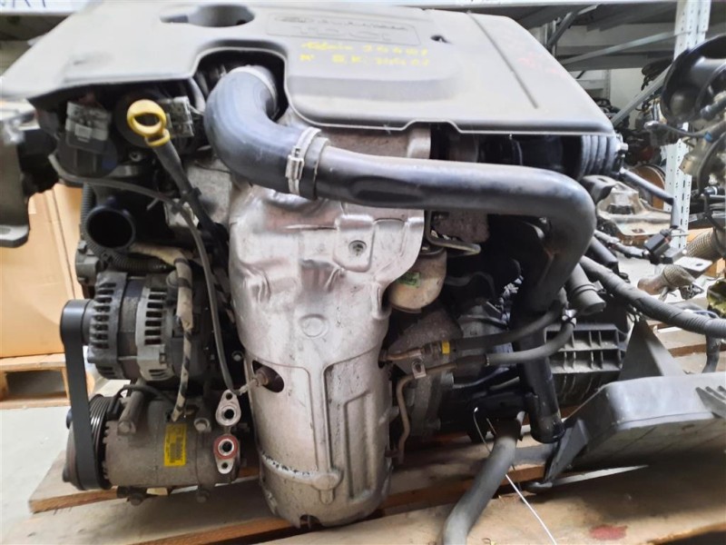 Motore Semicompleto G8DB 109 CV 80 KW Ford Focus III SW 2008