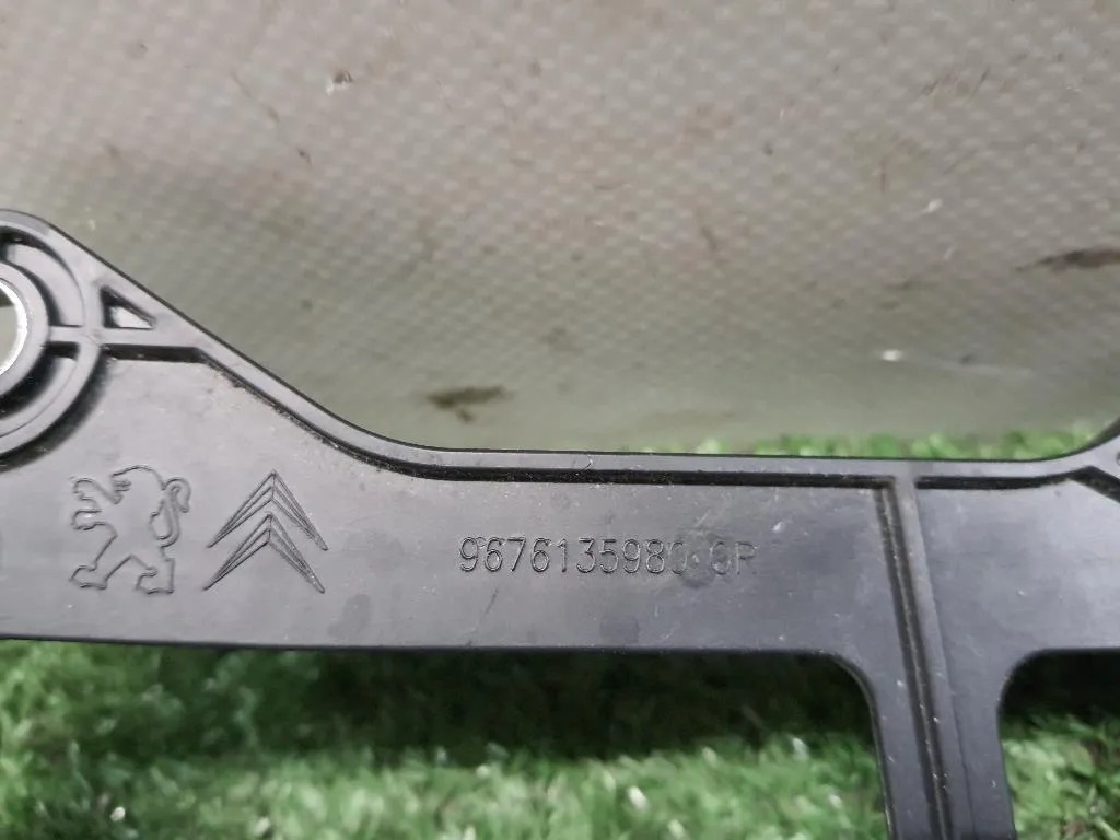 Sensore Radar Distronic ACC 9676135980 SUPPORTO Peugeot 308 II 2017