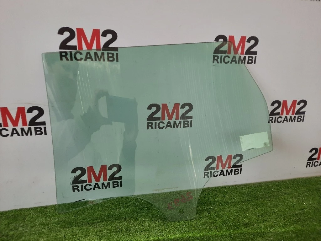 Cristallo Scendente Porta POST DX 1348858 Ford Focus III SW 2008