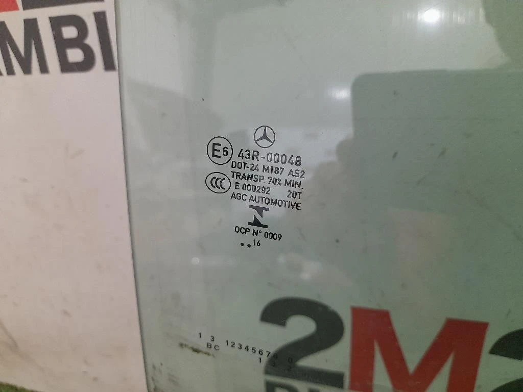 Cristallo Scendente Porta POST DX A1767350400 Mercedes Classe A W176 2015