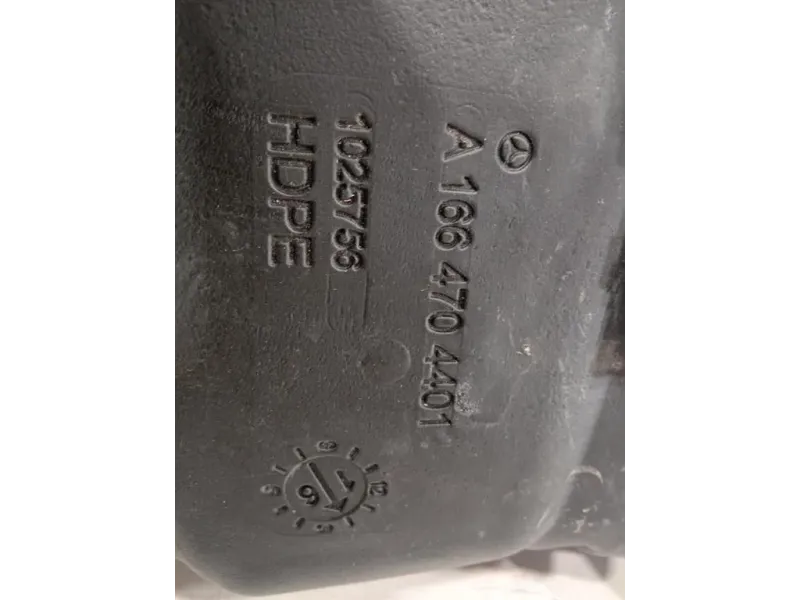 Serbatoio Adblue A1664704401 Mercedes Classe GLE W166 2015