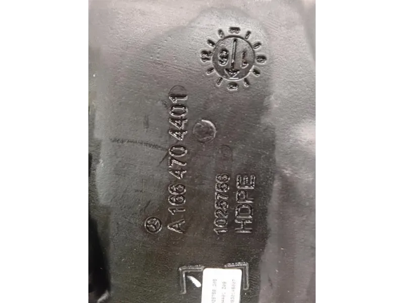 Serbatoio Adblue A1664704401 Mercedes Classe GLE W166 2015