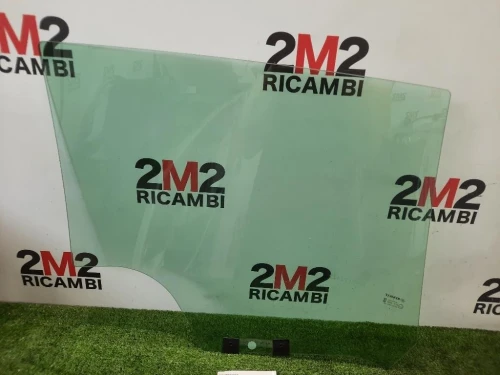 Cristallo Scendente Porta POST SX 823018786R Renault CLIO IV 2016