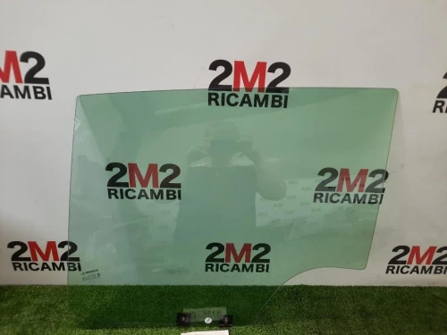 Cristallo Scendente Porta POST SX 823018786R Renault CLIO IV 2016