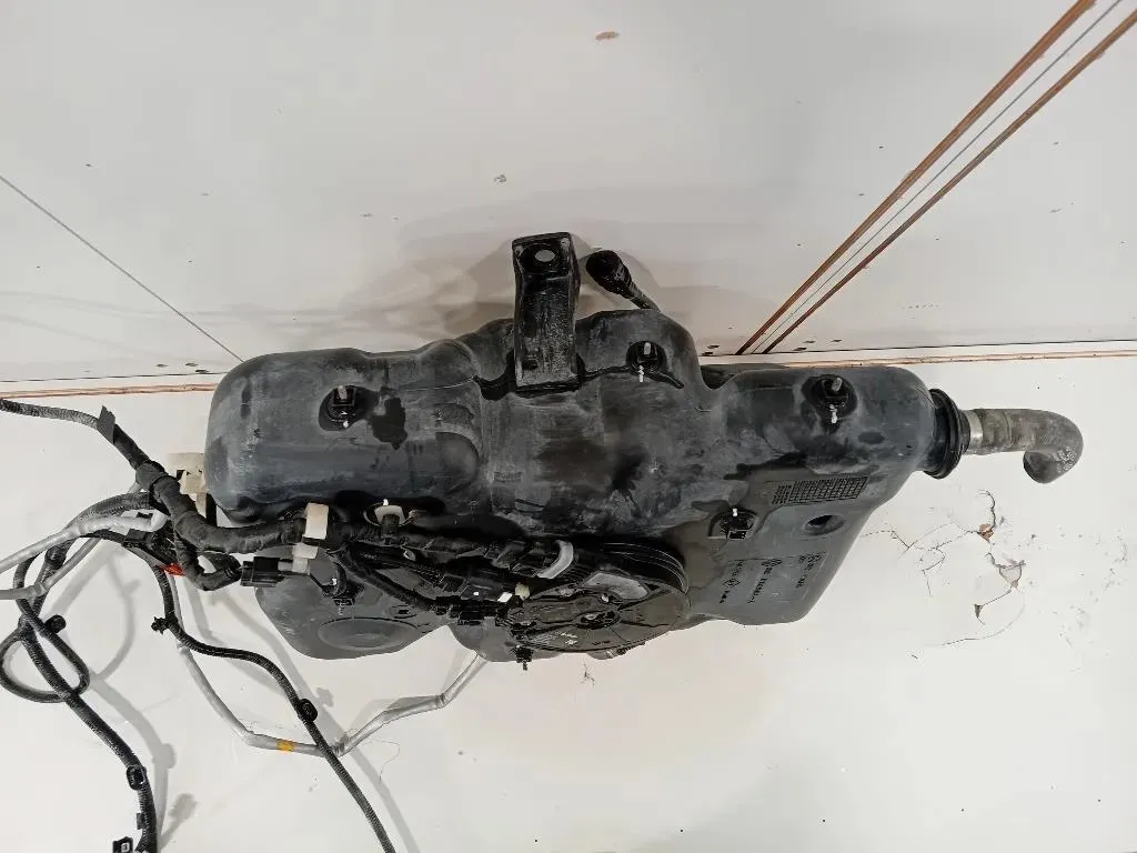 Serbatoio Adblue 172A2 2038 R Opel Movano B 2010